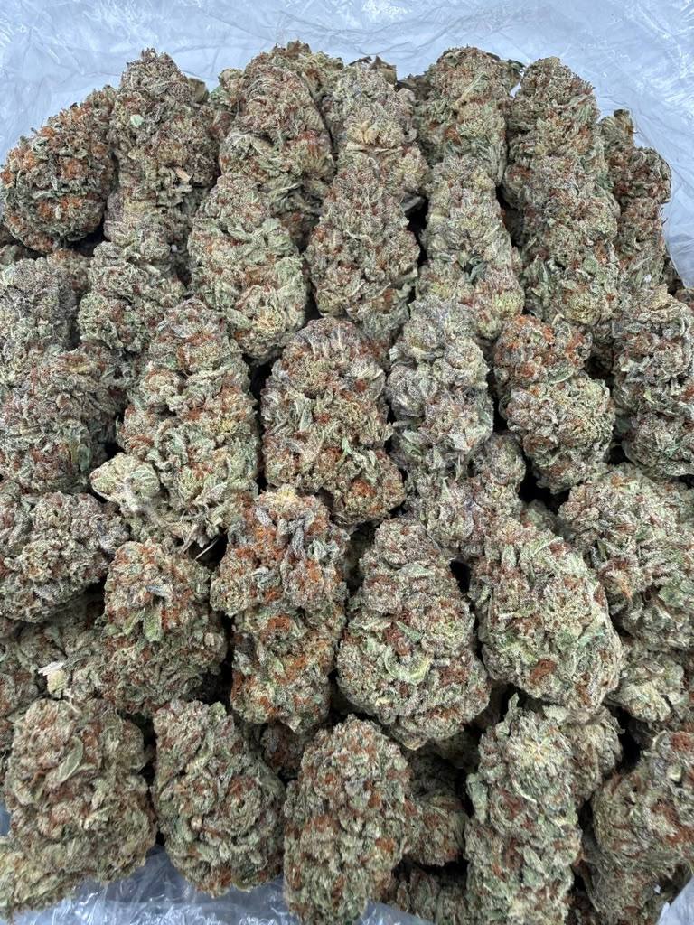Illemonati THCA flower buds, Arcadia premium bigs grade, view 2